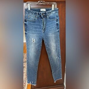 Women’s Blue Distressed Jeans